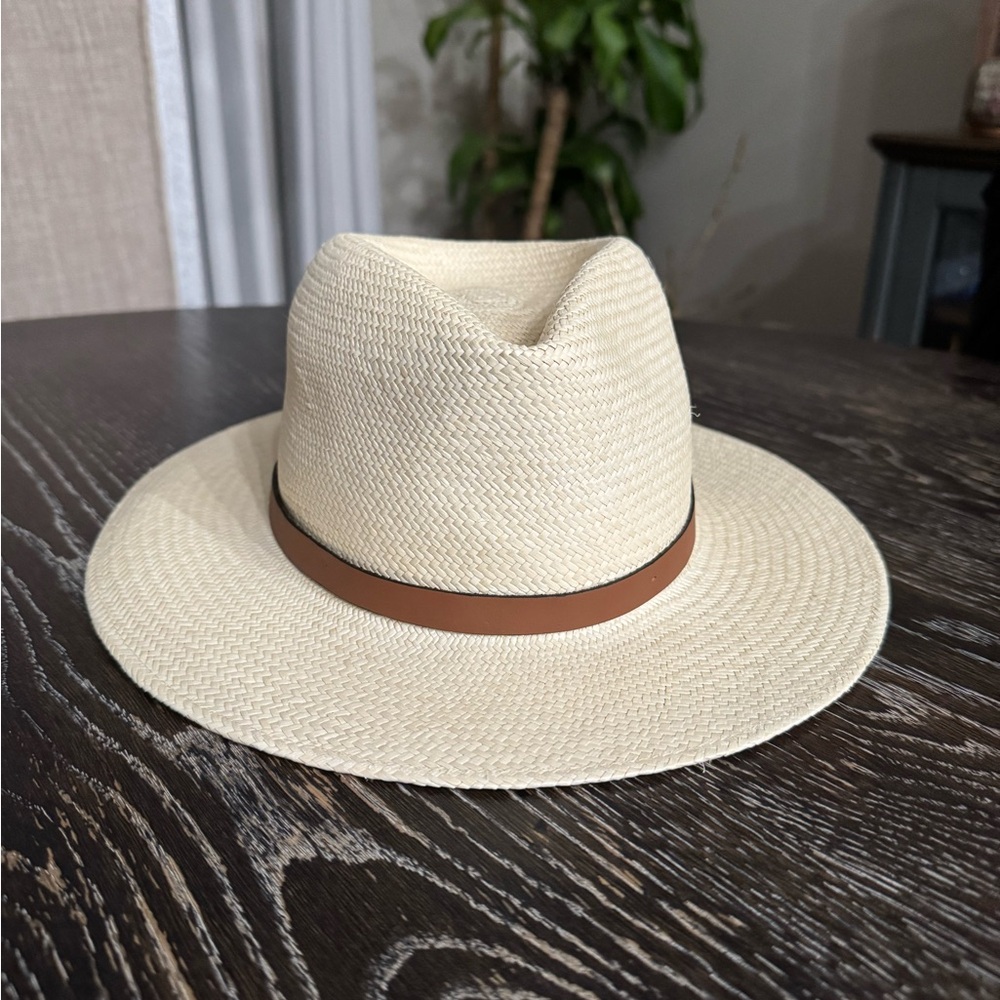 Vineyard Vines Leather Band Panama Hat in Natural Sz S/M Made In Spain + Bands